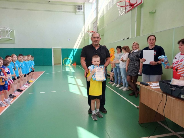 участие в ежегодных спортивных соревнованиях участие в ежегодных спортивных соревнованиях.
